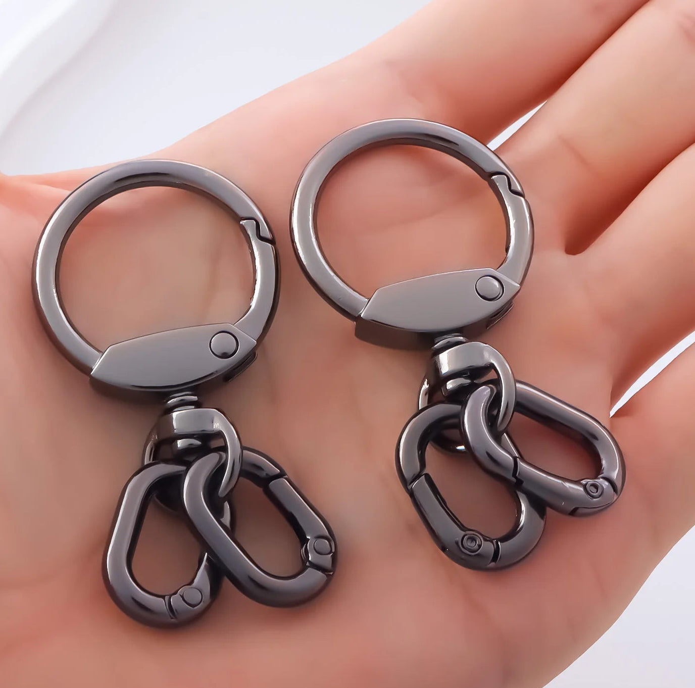 porte cle deux models gris antracite