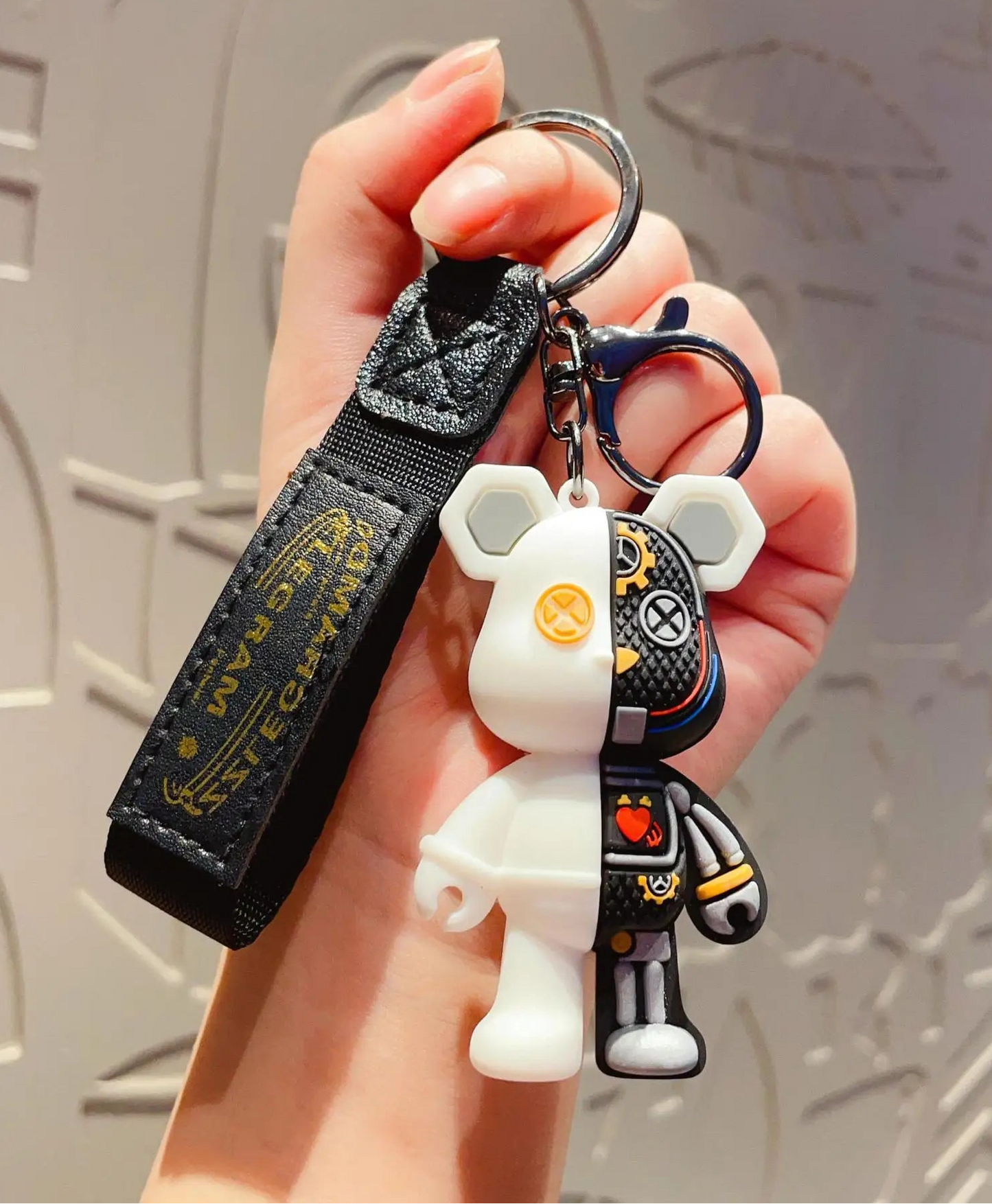 porte cle ours bicouleur noir blanc